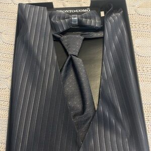 Pronto Uomo Elegant Gray Patterned Tuxedo Accessories Vest 2 Ties 2XL New in box